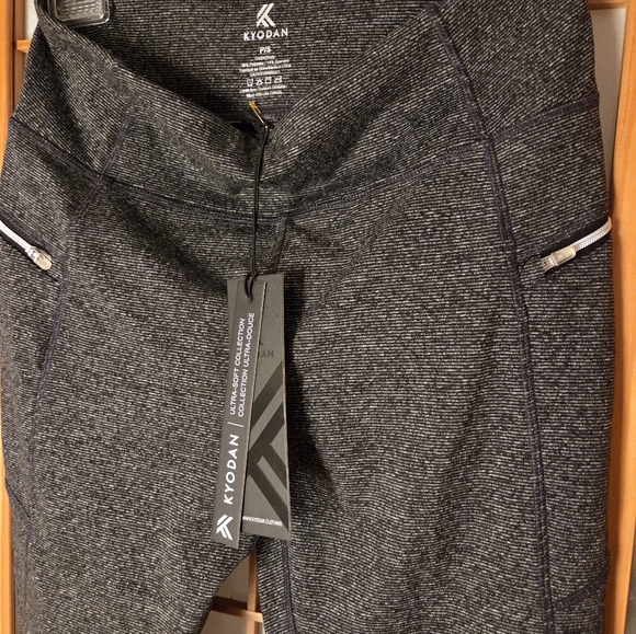 NWT WOMENS KAYODAN GRAY SOFT STRETCH POLYESTER ZIPPER POCKETS ACTIVE PANTS P/S - Picture 3 of 8